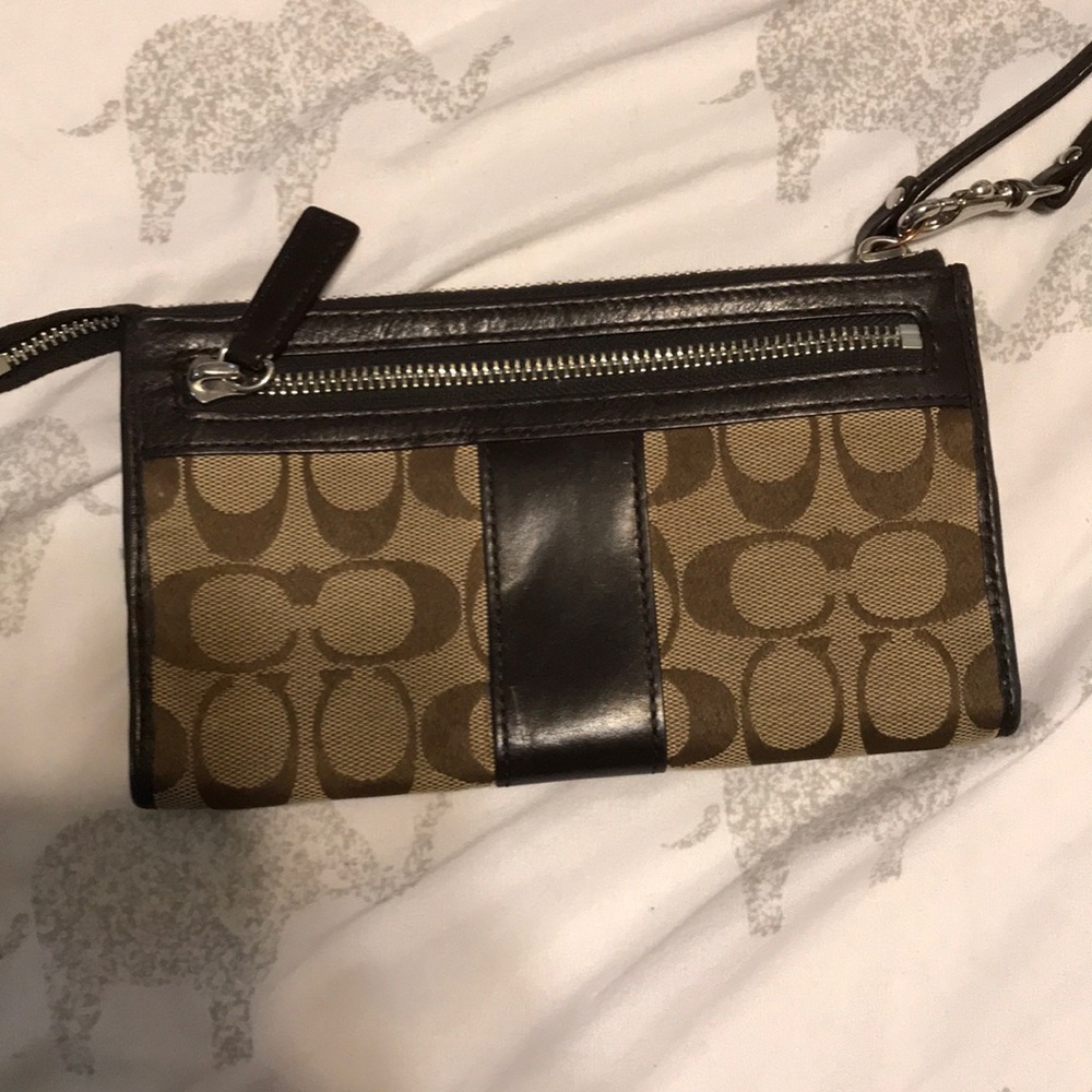 AUTHENTIC!!!! Coach Wristlet - Picture 2 of 4